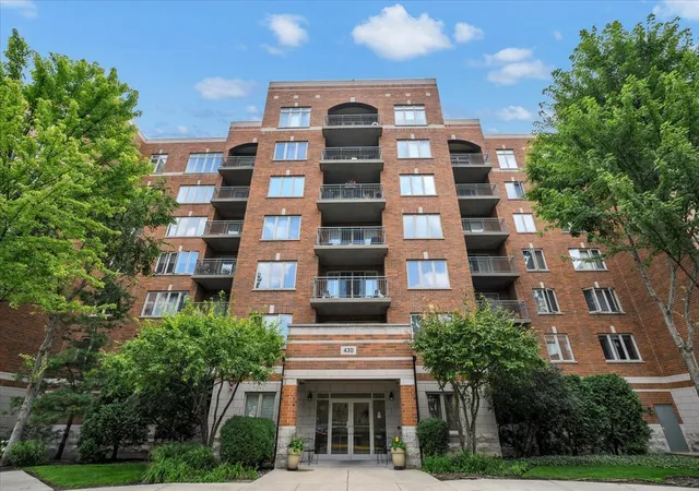 1st image of 430 S Western Ave #711, Des Plaines, IL 60016 | MLS# 12718272