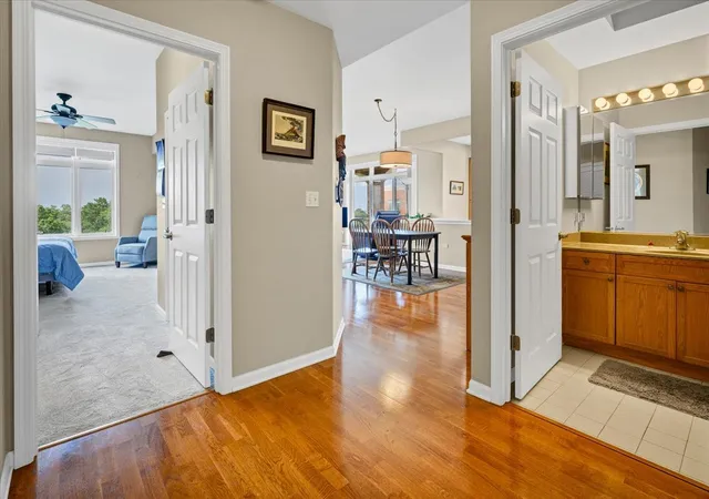2nd image of 430 S Western Ave #711, Des Plaines, IL 60016 | MLS# 12718272