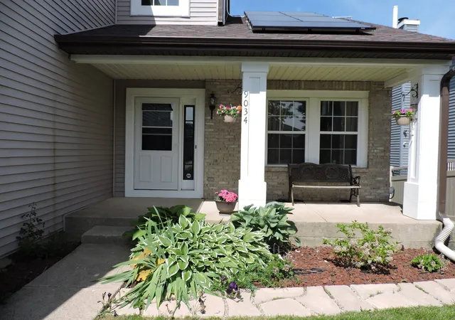 Photo 3 of Single family home for sale at 9034 Hillcrest Ln, Woodridge, IL 60517 | MLS# 12718286 | Listing updated on 2026-09-04
