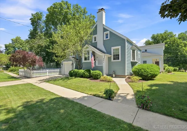 2nd image of 301 N 4th St, Geneva, IL 60134 | MLS# 12718488