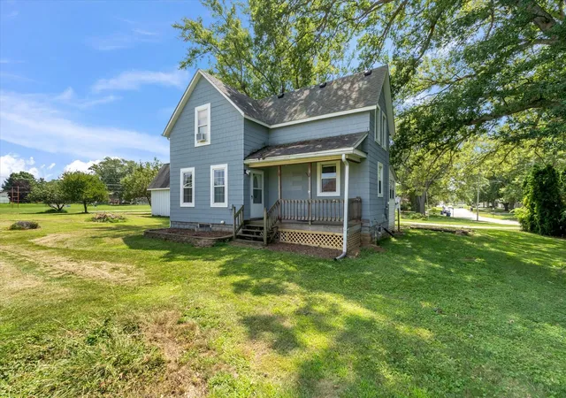1st image of 513 12th St, Silvis, IL 61282 | MLS# 12718578