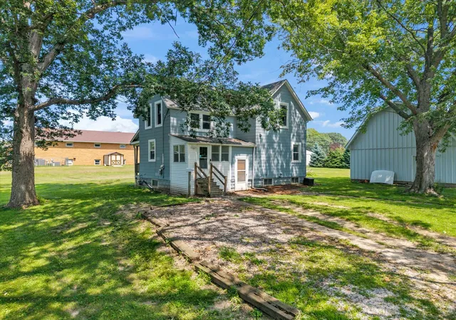 5th image of 513 12Th St, Silvis, IL 61282 | MLS# 12718578