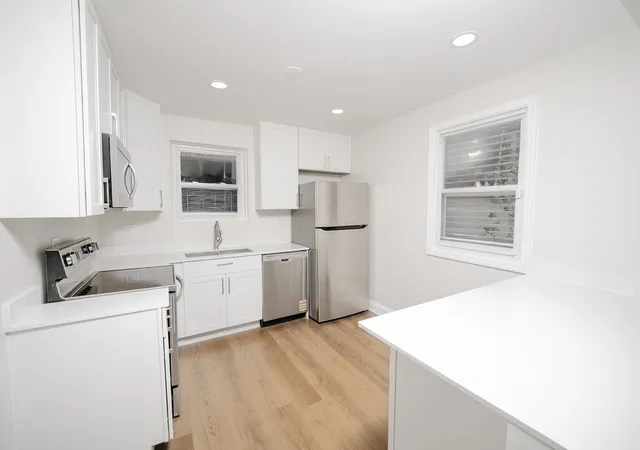Photo 3 of Single family home for sale at 328 Oswego St, Park Forest, IL 60466 | MLS# 12718597 | Listing updated on 2026-10-07
