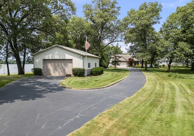 4th image of 1015 3Rd Ave, Cordova, IL 61242 | MLS# 12718835