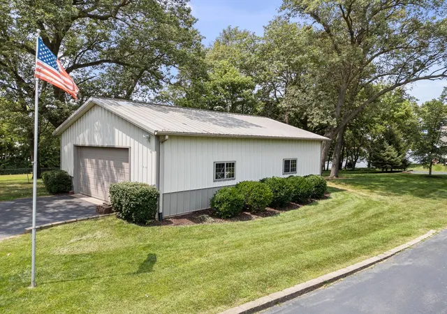 5th image of 1015 3Rd Ave, Cordova, IL 61242 | MLS# 12718835