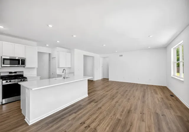 Photo 3 of Single family home for sale at 2838 Mcmurtrie Way, Yorkville, IL 60560 | MLS# 12718848 | Listing updated on 2026-10-07