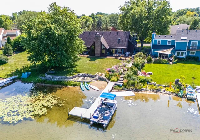 Photo 32 of Single family home for sale at 317 Mainsail Dr, Third Lake, IL 60030 | MLS# 12718950 | Listing updated on 2026-09-01