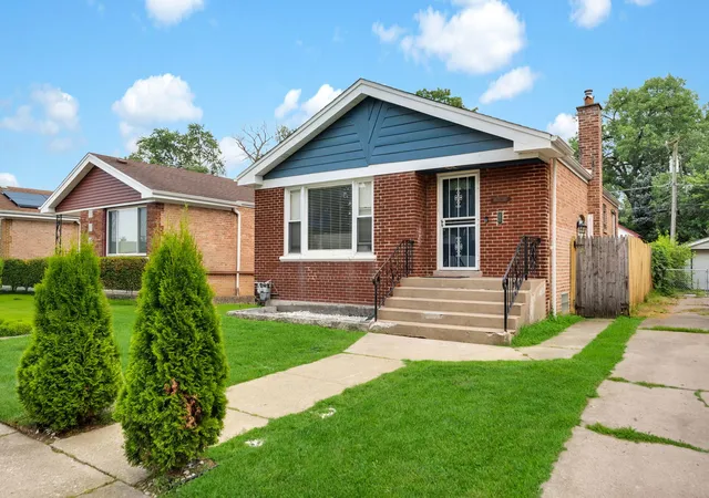 5th image of 423 Jefferson St, Dolton, IL 60419 | MLS# 12719063