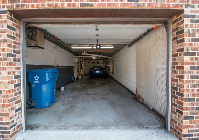 Listing Photo 2 - Condo for sale in building located at 10418 S Pulaski Rd, Oak Lawn, IL 60453 - Unit #204C
