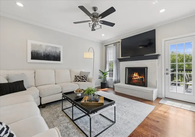 Photo 3 of Townhouse for sale at 17 Harborside Way, Hawthorn Woods, IL 60047 | MLS# 12719404 | Listing updated on 2026-08-27