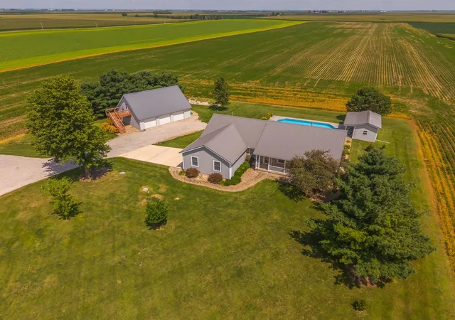 Photo 71 of Single family home for sale at 9850 N 300 East Rd, Gridley, IL 61744 | MLS# 12719513 | Listing updated on 2026-09-01