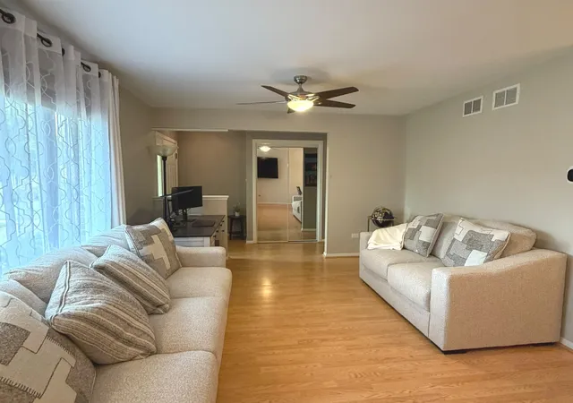 4th image of 7313 W 154Th St #44, Orland Park, IL 60462 | MLS# 12719586