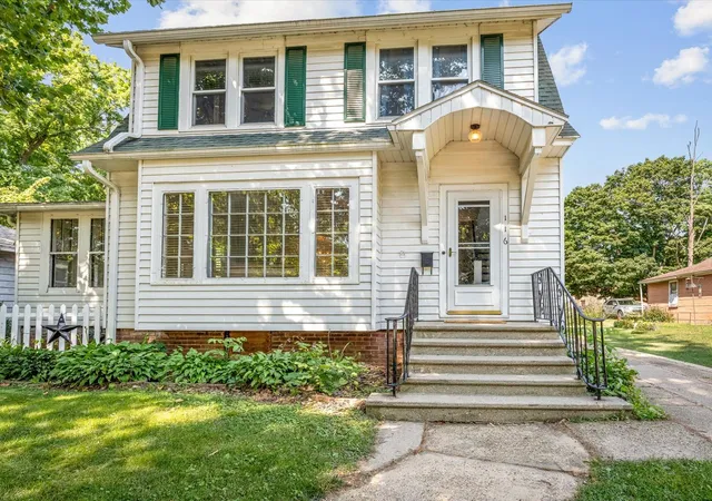 Photo 2 of Single family home for sale at 116 N Jefferson Ave, Amboy, IL 61310 | MLS# 12719812 | Listing updated on 2026-08-25