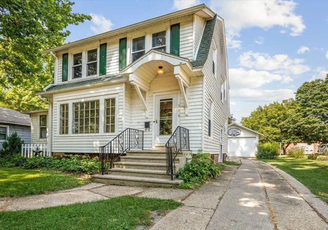 Photo 3 of Single family home for sale at 116 N Jefferson Ave, Amboy, IL 61310 | MLS# 12719812 | Listing updated on 2026-08-25
