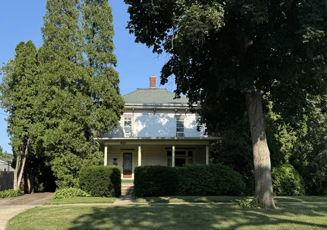 Photo 1 of Single family home for sale at 811 Northwest 3rd Ave, Galva, IL 61434 | MLS# 12719843 | Listing updated on 2026-08-23