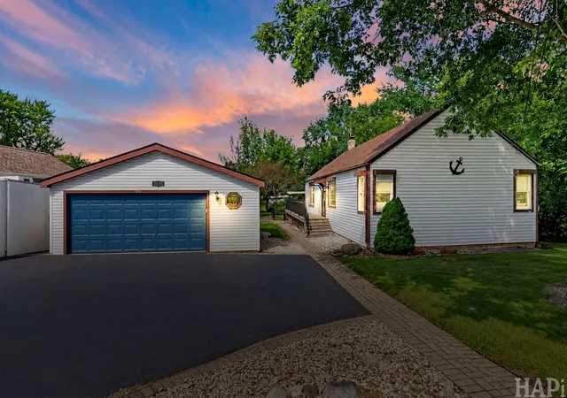 39th image of 38392 N 8th St, Spring Grove, IL 60081 | MLS# 12719970