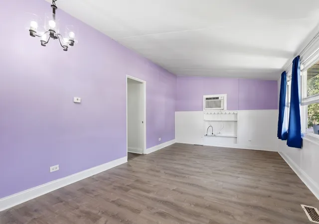 Photo 4 of Single family home for sale at 253 Tiverton Ln, Steger, IL 60475 | MLS# 12719977 | Listing updated on 2026-08-18