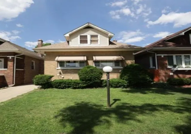 3rd image of 2112 S 8Th Ave, Maywood, IL 60153 | MLS# 12720054