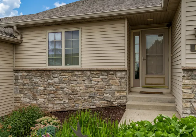 4th image of 1401 Stone Bridge Xing #1401, Rockford, IL 61108 | MLS# 12720100