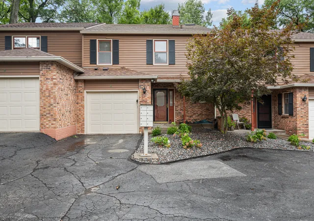 1st image of 3620 38th St #3, Rock Island, IL 61201 | MLS# 12720157