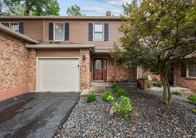 5th image of 3620 38Th St #3, Rock Island, IL 61201 | MLS# 12720157