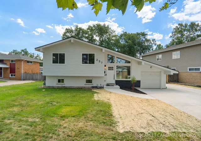 Photo 2 of Single family home for sale at 237 Terry Ln, Villa Park, IL 60181 | MLS# 12720182 | Listing updated on 2026-09-25