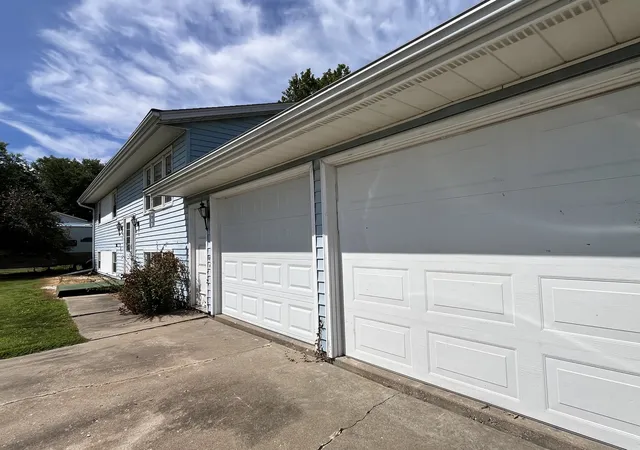 Photo 2 of Single family home for sale at 501 N 4th Avenue, New Windsor, IL 61465 | MLS# 12720198 | Listing updated on 2026-08-22