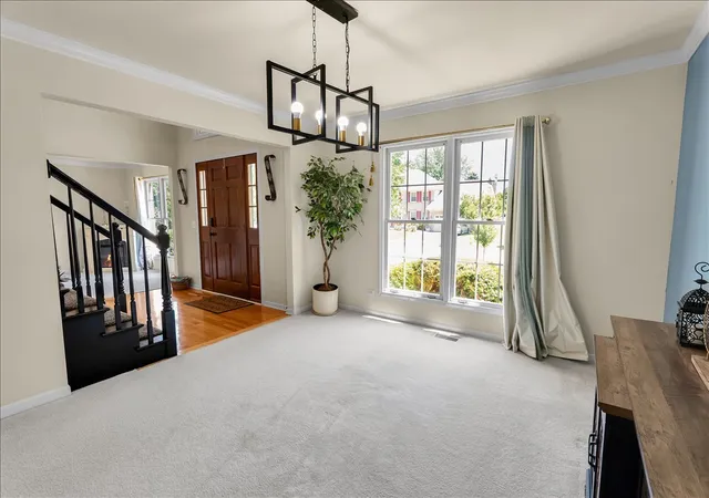 4th image of 1877 Marne Rd, Bolingbrook, IL 60490 | MLS# 12720293