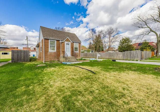 Photo 2 of Single family home for sale at 2648 123rd Street, Blue Island, IL 60406 | MLS# 12720354 | Listing updated on 2026-08-17