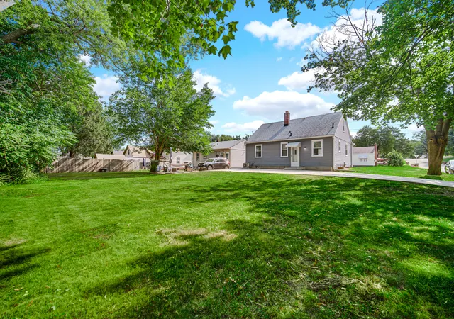 21st image of 702 N Independence Ave, Rockford, IL 61101 | MLS# 12720425