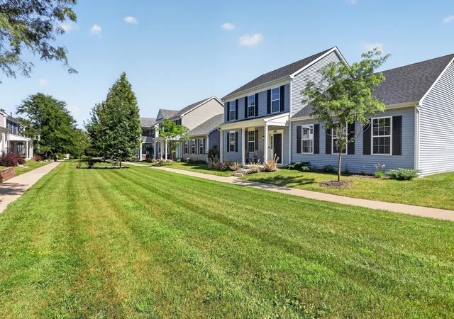 3rd image of 967 Celebration Dr, Aurora, IL 60504 | MLS# 12720431