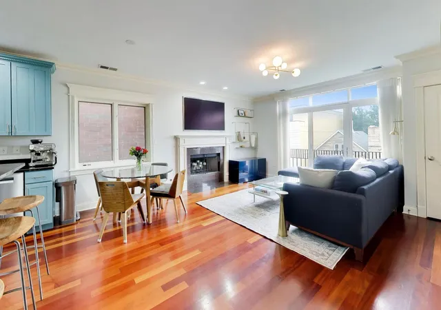 2nd image of 2242 W Belmont Ave #4E, Chicago, IL 60618 | MLS# 12720538