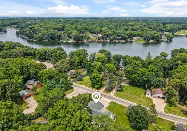 Photo 2 of Single family home for sale at 154 Lake Thunderbird Dr, Putnam, IL 61560 | MLS# 12720608 | Listing updated on 2026-08-31