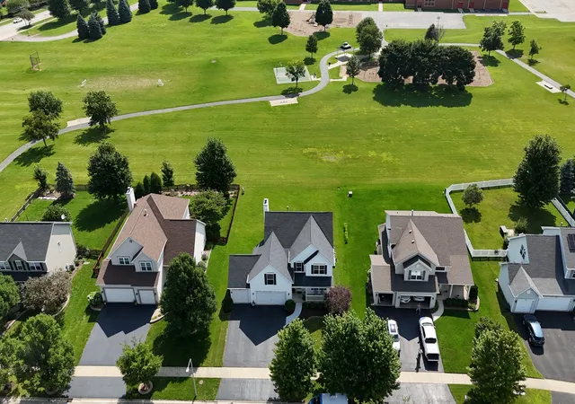 32nd image of 2212 James Leigh Dr, Aurora, IL 60503 | MLS# 12720642