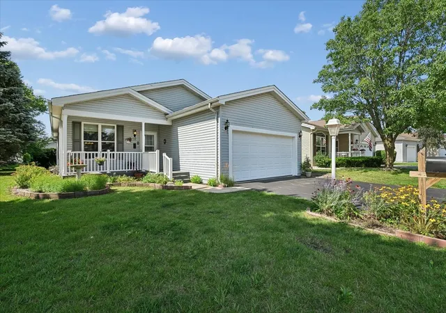 Photo 1 of Single family home for sale at 3209 Harness Ln, Grayslake, IL 60030 | MLS# 12720650 | Listing updated on 2026-08-26