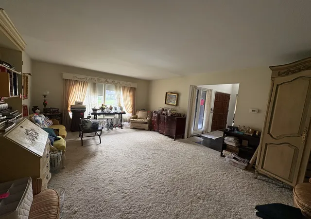 Photo 3 of Single family home for sale at 1034 W Compton Point, Addison, IL 60101 | MLS# 12720661 | Listing updated on 2026-08-22