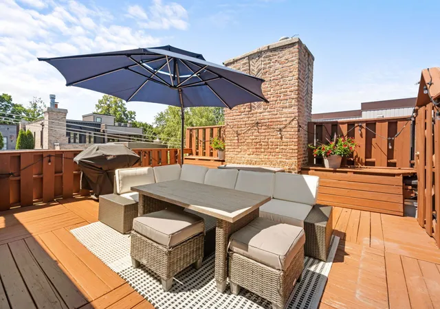 Listing Photo 2 - Condo for sale in building located at 2222 N Racine Ave, Chicago, IL 60614 - Unit #14
