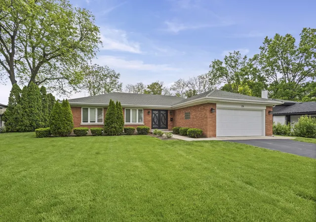 2nd image of 29 Springlake Ave, Hinsdale, IL 60521 | MLS# 12720688