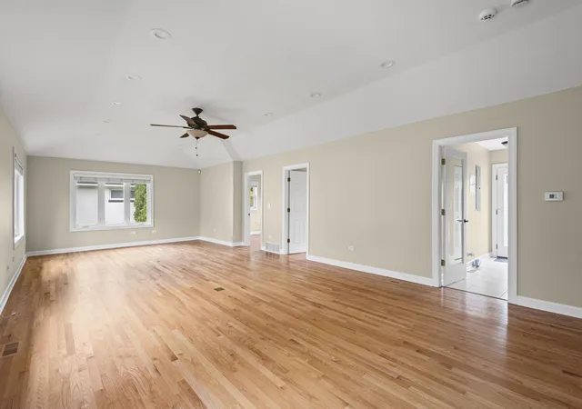 4th image of 29 Springlake Ave, Hinsdale, IL 60521 | MLS# 12720688