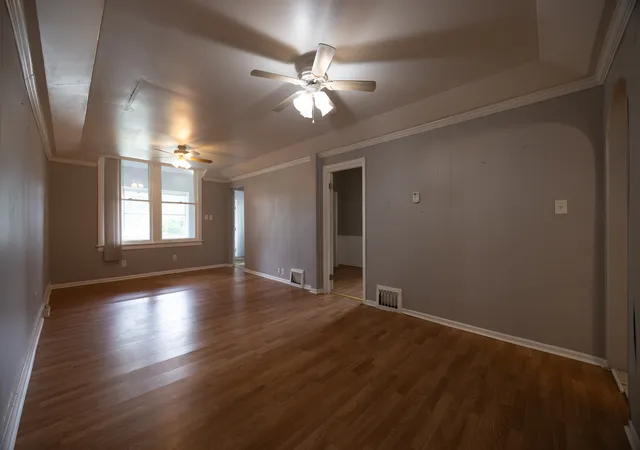 Listing Photo 4 - Condo for sale in building located at 19 W 32nd St, Steger, IL 60475