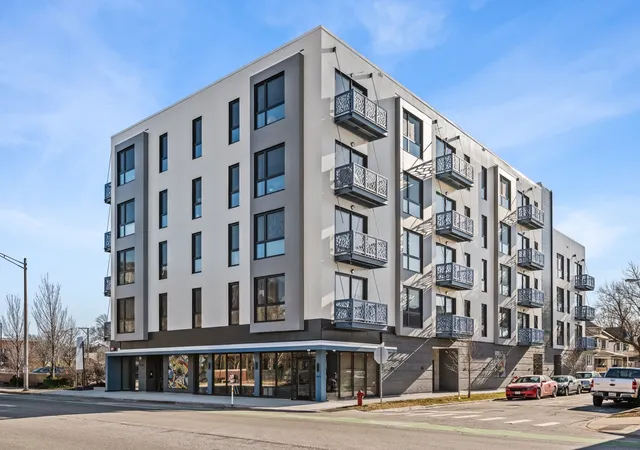 1st image of 839 Madison St #301, Oak Park, IL 60302 | MLS# 12720824