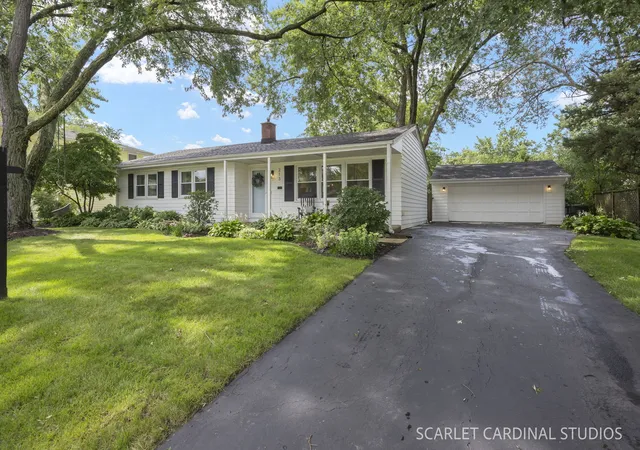 3rd image of 213 W Gartner Rd, Naperville, IL 60540 | MLS# 12720832