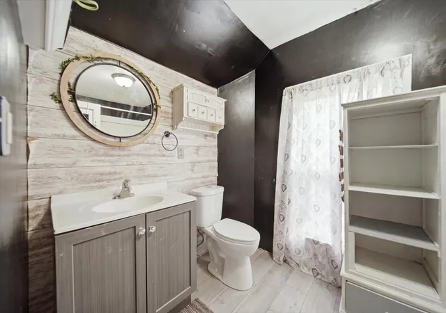 Photo 17 of Sale Pending at 319 S Hennepin Ave, Dixon, IL 61021 | MLS# 12720840 | Listing updated on 2026-08-20