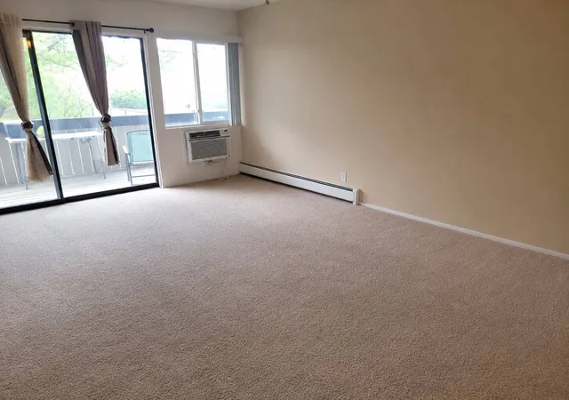 Photo 3 of Condo for sale at 1810 Hemlock Pl #204, Schaumburg, IL 60173 | MLS# 12720960 | Listing updated on 2026-08-18