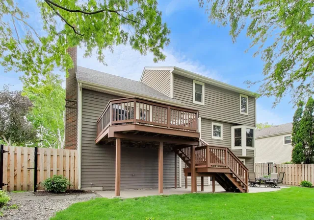 Photo 2 of Single family home for sale at 4505 Concorde Pl, Lisle, IL 60532 | MLS# 12721040 | Listing updated on 2026-08-30