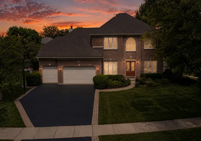 2nd image of 2780 Freeland Cir, Naperville, IL 60564 | MLS# 12721247