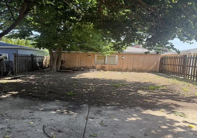 2nd image of 1445 Wenonah Ave, Berwyn, IL 60402 | MLS# 12721351