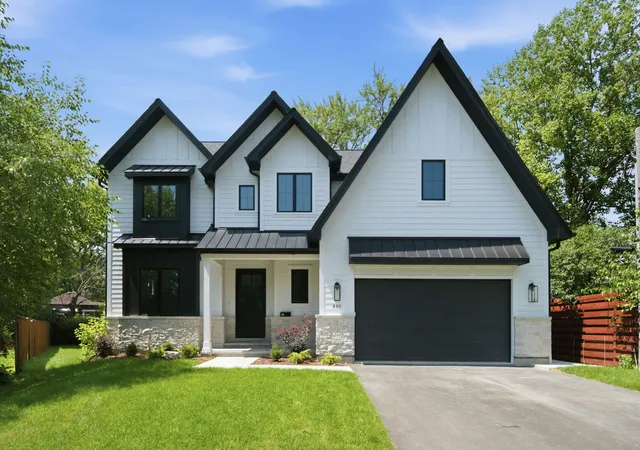 1st image of 440 Briarhill Ln, Glenview, IL 60025 | MLS# 12721458