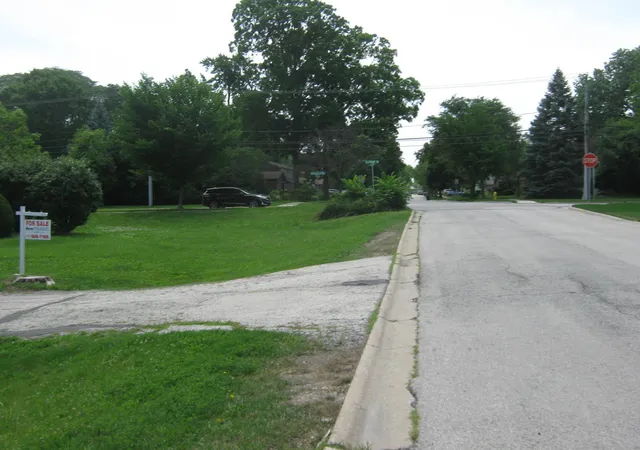 48th image of 1007 Prairie Lawn Rd, Glenview, IL 60025 | MLS# 12721463