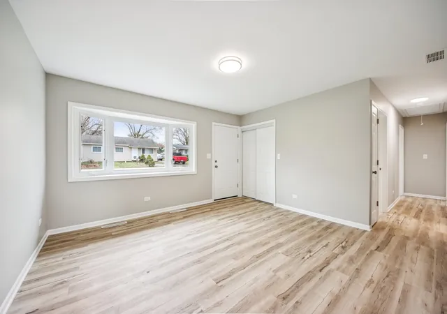 image of 65 Della St, Crystal Lake, IL 60014 | MLS# 12721535